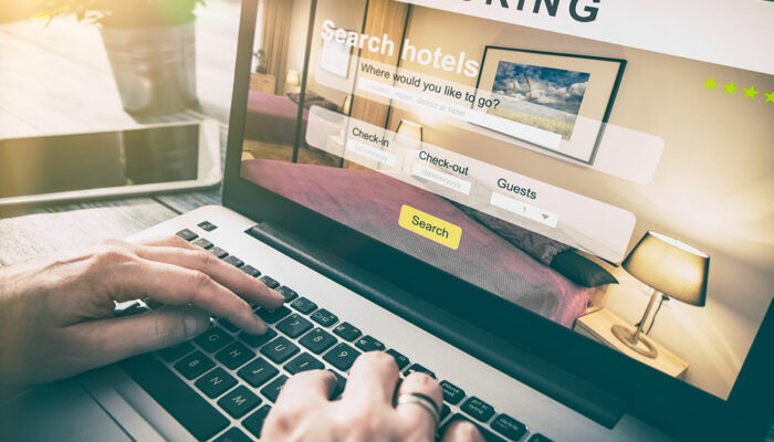 6 Mistakes to Avoid While Booking a Hotel Stay