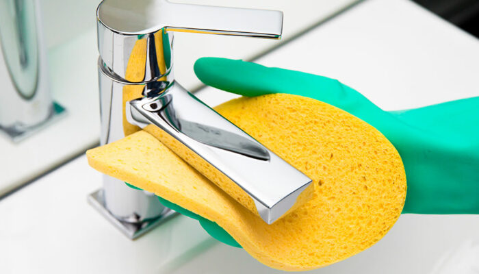 7 Helpful Solutions to Deep Clean Homes Without Harsh Chemicals