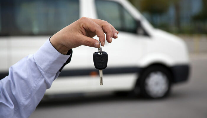 10 Things to Keep in Mind While Renting a Van