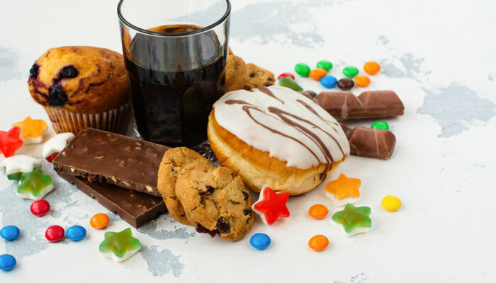 8 signs of high sugar intake that can cause health issues