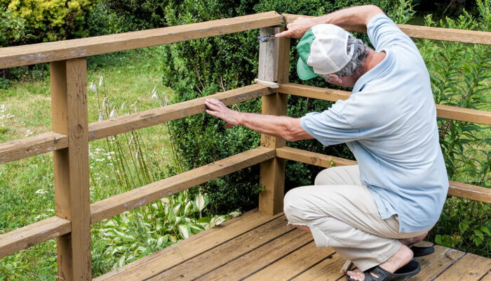 14 mistakes to avoid while installing deck railing systems