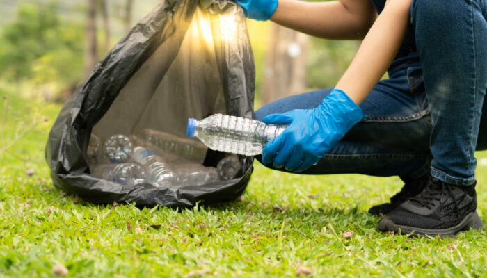 7 essential tips for using trash bags and cans