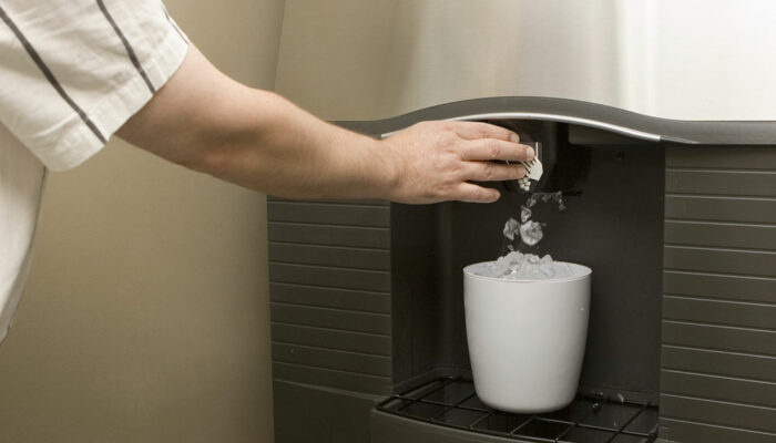 5 mistakes to avoid when buying an ice machine