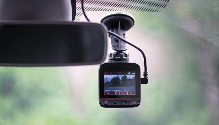 7 things to know before buying a dash camera