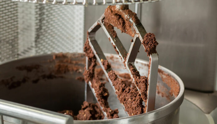 6 types of industrial mixers and their uses