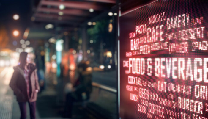 8 reasons why businesses should use digital signage