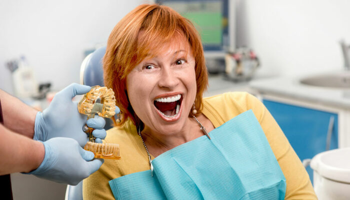 9 signs one needs to consider dental implants